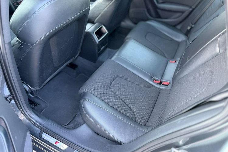 Audi A4 S-Line 1.8T Benzyna zdjęcie 21