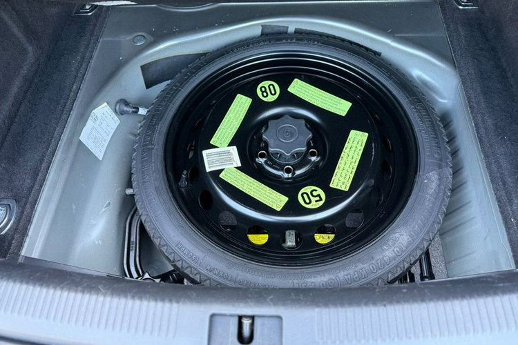 Audi A4 S-Line 1.8T Benzyna zdjęcie 24