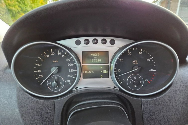 Mercedes ML 350 3.5 v6 Automat Pakiet AMG 100% Orginał zdjęcie 25