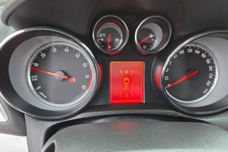 Opel Mokka 1.4 Turbo Benzyna 140km 125tyś Przebiegu zdjęcie 18