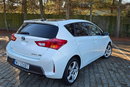 Toyota Auris 1.8 Benzyna Hybryda 136km Automat Biała Perła zdjęcie 12