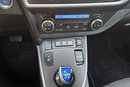 Toyota Auris 1.8 Benzyna Hybryda 136km Automat Biała Perła zdjęcie 21