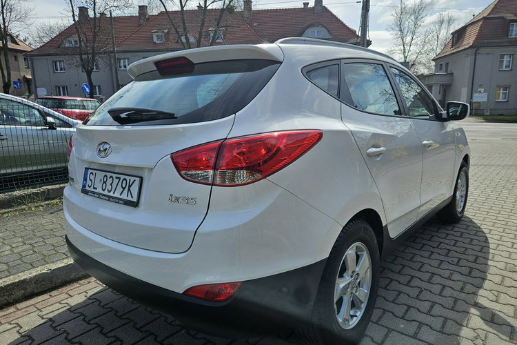 Hyundai ix35 Klimatyzacja / 6 biegów / Komputer / 2 kpl. kół zdjęcie 4