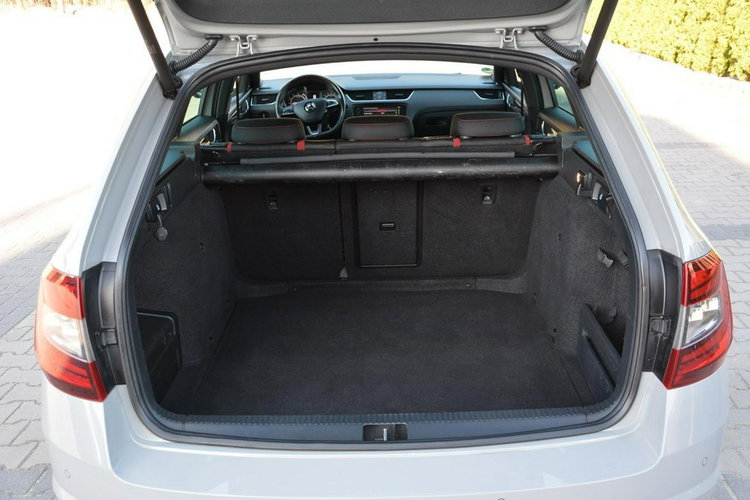 Skoda Octavia VRS Radar ACC Navi Columbus Full Ledy BLIS Lane Ass 2xParkt Aso Alu18" zdjęcie 37
