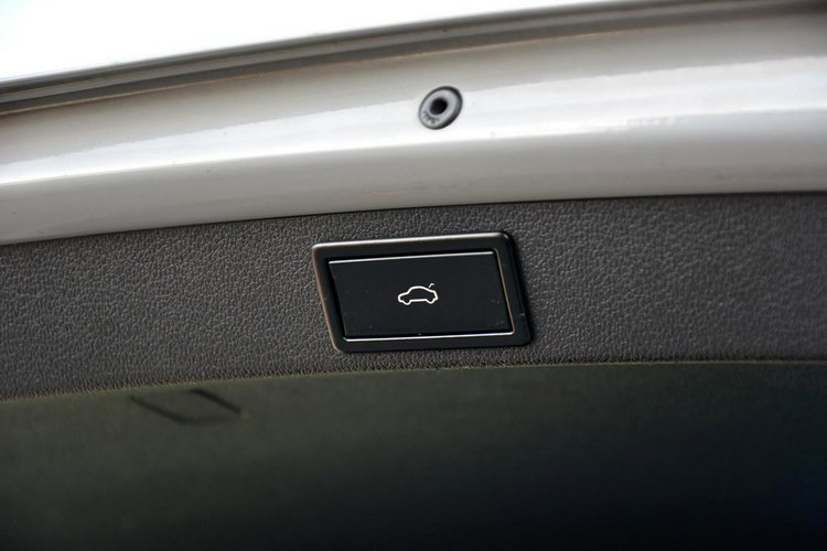 Skoda Octavia VRS Radar ACC Navi Columbus Full Ledy BLIS Lane Ass 2xParkt Aso Alu18" zdjęcie 38