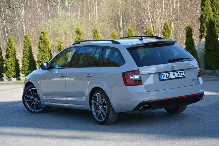 Skoda Octavia VRS Radar ACC Navi Columbus Full Ledy BLIS Lane Ass 2xParkt Aso Alu18" zdjęcie 6