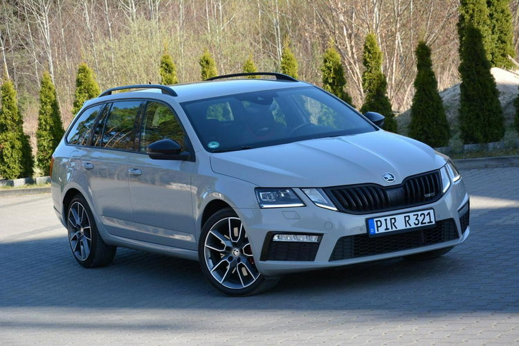 Skoda Octavia VRS Radar ACC Navi Columbus Full Ledy BLIS Lane Ass 2xParkt Aso Alu18" zdjęcie 9