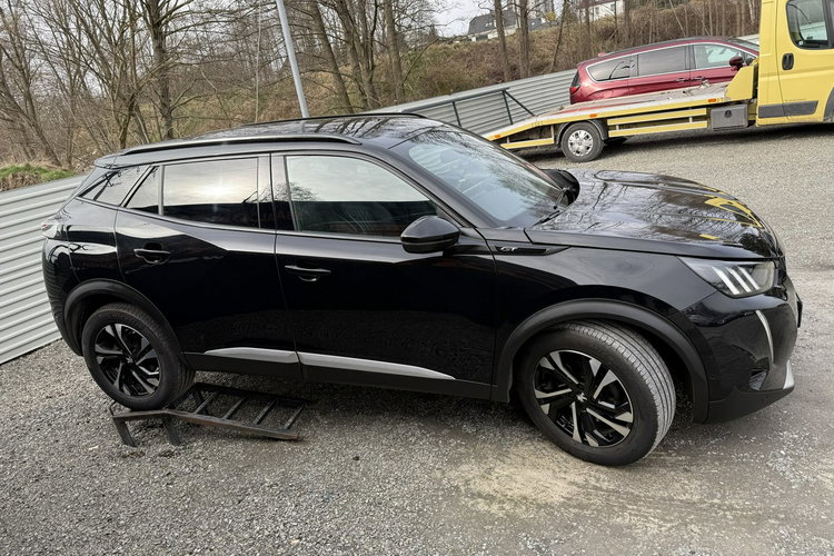 Peugeot 2008 GT. Skóra .Virtualny licznik. Kamera. Radar. Full ledowe lampy. zdjęcie 4