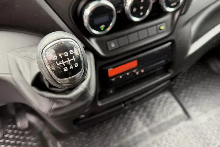 Iveco Daily 70C18 V H zdjęcie 21