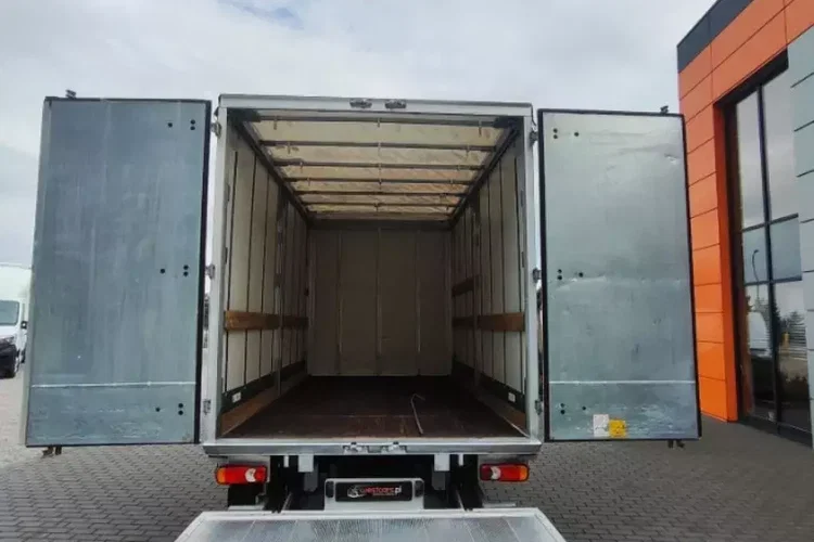 Renault Master zdjęcie 17