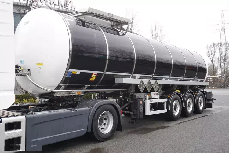 Cysterna do mas bitumicznych LAG O-3-ST L4BH / ADR / 30000 l / 4 sztuki zdjęcie 11