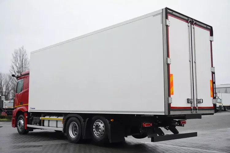 Mercedes Actros 2545 MP5 / Chłodnia Krone 19 EPAL / Multitemperatura / Thermoking T-1200 R / 14 T ładowności zdjęcie 7