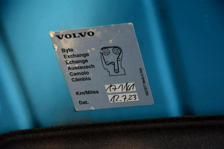 Volvo V40 R-Design Skóry Xenon LED Navi Virtual Zegary Klimatronic Alu 18" ASO zdjęcie 34