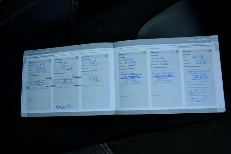 Volvo V40 R-Design Skóry Xenon LED Navi Virtual Zegary Klimatronic Alu 18" ASO zdjęcie 39