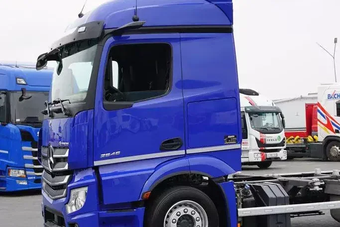 Mercedes ACTROS / 2546 / ACC / E 6 / MP 5 / MEGA / BDF / 7.82 M / RETARDER / OŚ SKRĘTNA zdjęcie 25