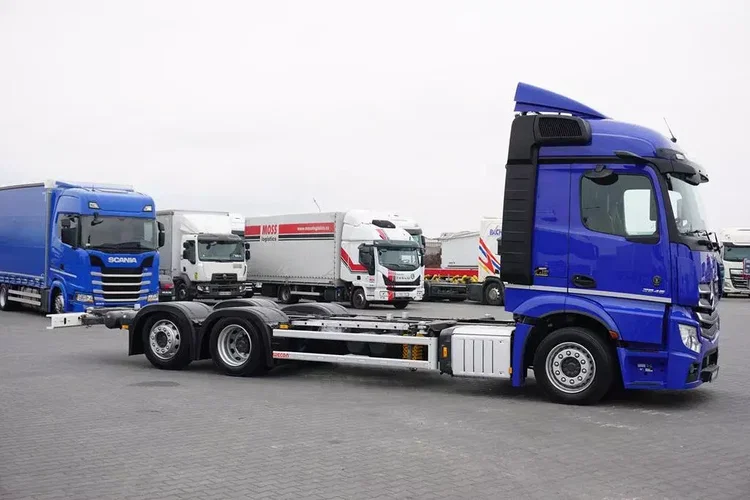 Mercedes ACTROS / 2546 / ACC / E 6 / MP 5 / MEGA / BDF / 7.82 M / RETARDER / OŚ SKRĘTNA zdjęcie 4