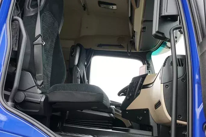 Mercedes ACTROS / 2546 / ACC / E 6 / MP 5 / MEGA / BDF / 7.82 M / RETARDER / OŚ SKRĘTNA zdjęcie 8