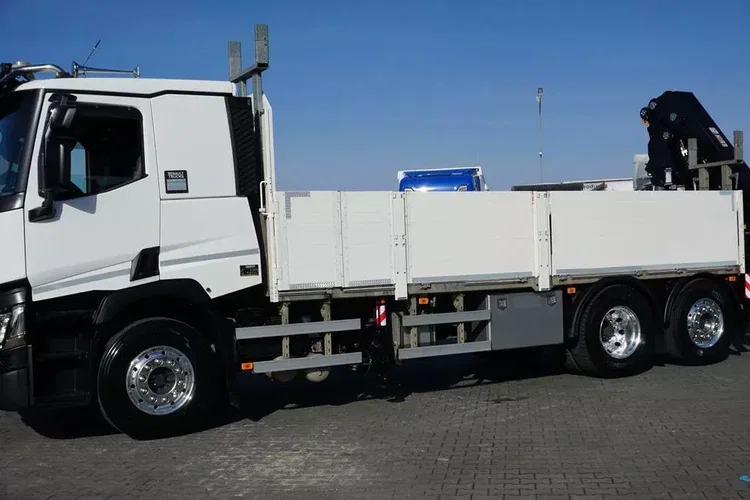 Renault T 380 / 6 X 2 / SKRZYNIOWY + HDS / HIAB 302 E-5 / PILOT / OŚ SKRĘTNA zdjęcie 15
