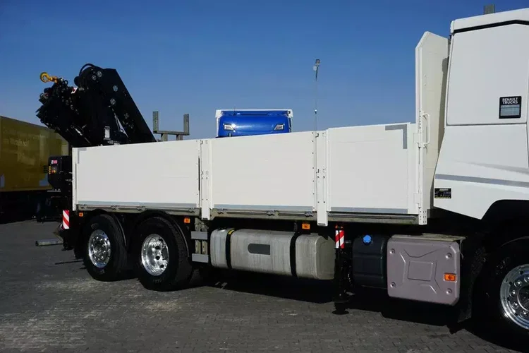 Renault T 380 / 6 X 2 / SKRZYNIOWY + HDS / HIAB 302 E-5 / PILOT / OŚ SKRĘTNA zdjęcie 32