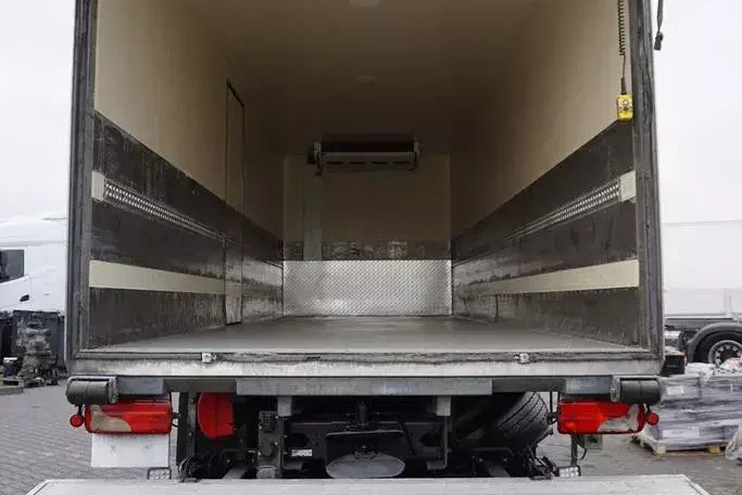 Scania R 480 / E 6 / CHŁODNIA + WINDA / 19 PALET / RETARDER / OŚ SKRĘTNA zdjęcie 10