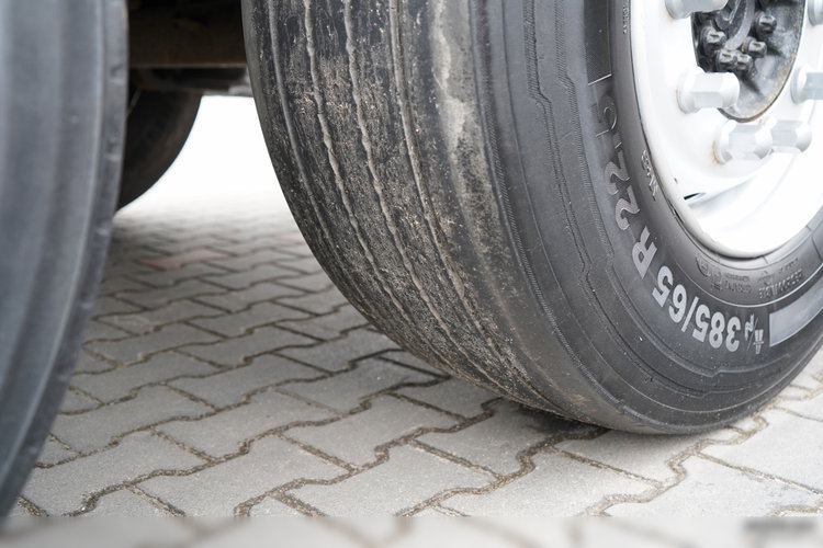 Krone FIRANKA / STANDARD / OŚ PODNOSZONA / 2018 ROK zdjęcie 27