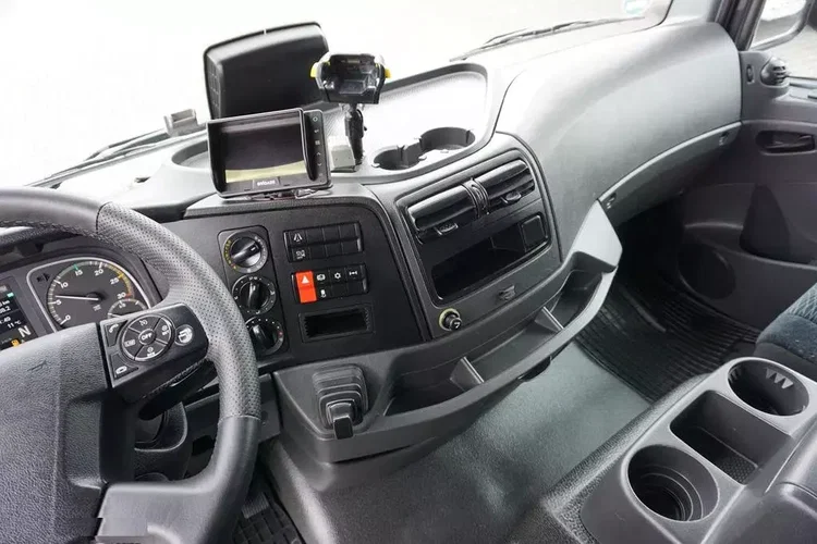 Mercedes / ATEGO / 1221 / ACC / E 6 / BURTOFIRANKA + WINDA / 17 PALET zdjęcie 24