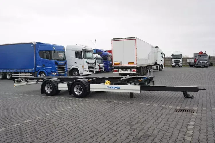 Krone TANDEM / BDF / 7,15 , 7,45 , 7,82 M / MEGA zdjęcie 4