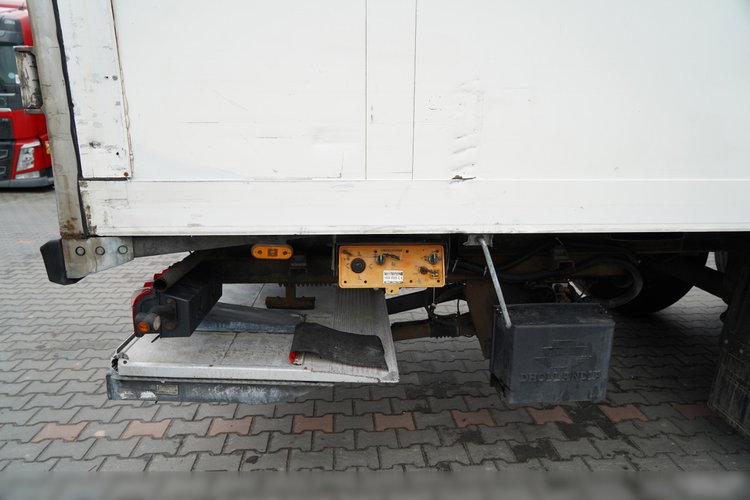 SCHMITZ CARGOBULL  / CHŁODNIA / THERMO KING /  WINDA DHOLLANDIA / KOSZ NA PALETY / SAF   zdjęcie 14