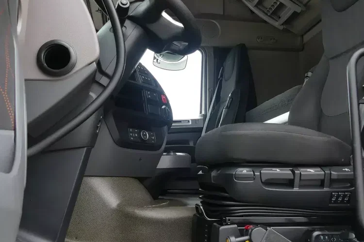 DAF XF 106.480 / HYDRAULIKA / EURO 6 / STANDARD / zdjęcie 22