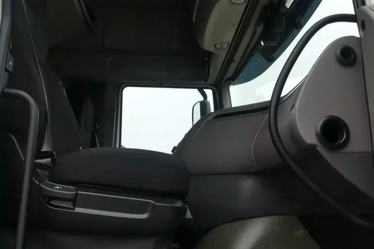 DAF XF 106.480 / HYDRAULIKA / EURO 6 / STANDARD / zdjęcie 25