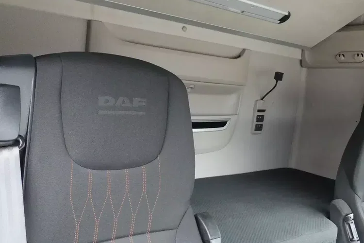 DAF XF 106.480 / HYDRAULIKA / EURO 6 / STANDARD / zdjęcie 26