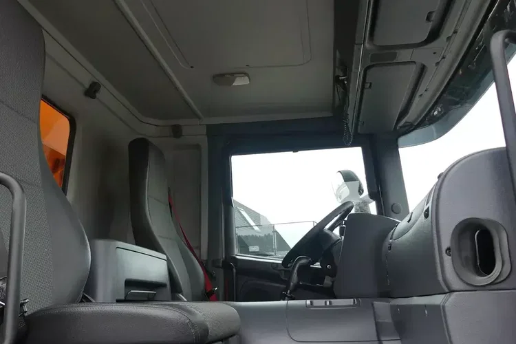 Scania P410 8x4 / WYWROTKA / ALUFELGI / MANUAL / EURO 6 / zdjęcie 29