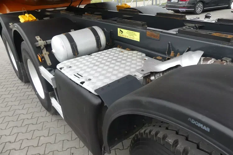 Scania P410 8x4 / WYWROTKA / ALUFELGI / MANUAL / EURO 6 / zdjęcie 6