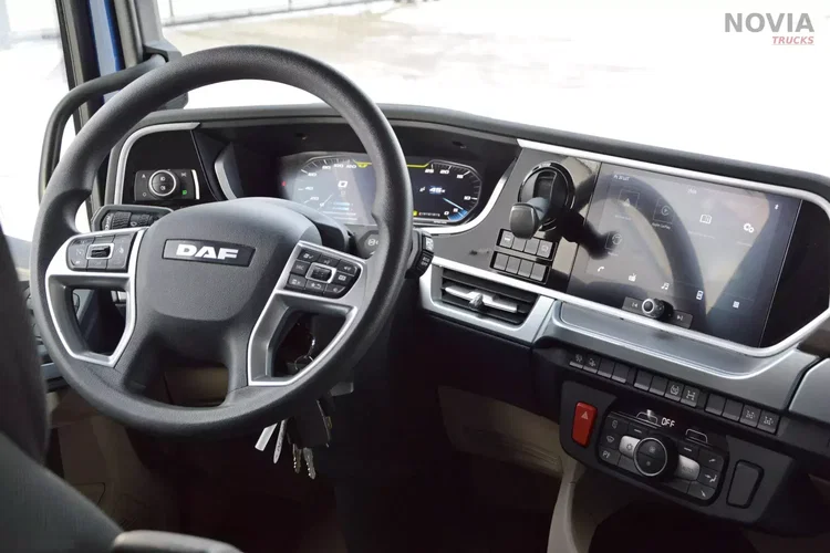 DAF XG+ 530 / ZF INTARDER / KLIMA POST. / SALONKA / ALUFELGI / zdjęcie 28