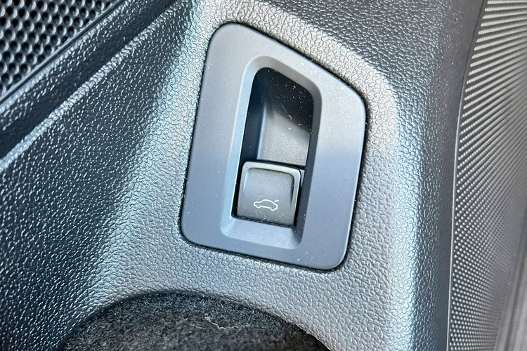 Volkswagen Passat zdjęcie 14