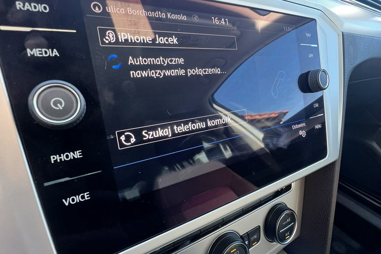 Volkswagen Passat zdjęcie 16