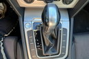 Volkswagen Passat zdjęcie 17