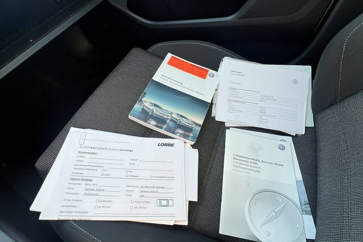 Volkswagen Passat zdjęcie 21