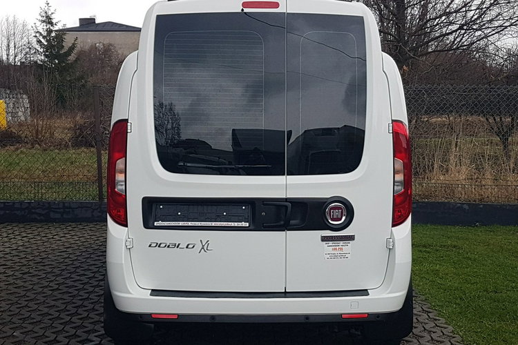 Fiat Doblo XL L2H2 5-OSÓB DŁUGI WYSOKI KLIMA 6-BIEGÓW MANUAL KRAJOWY zdjęcie 16