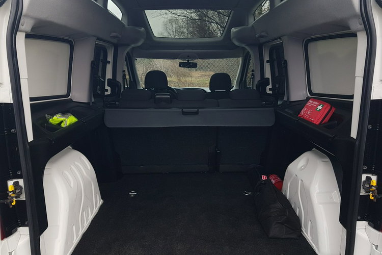 Fiat Doblo XL L2H2 5-OSÓb DŁUGI WYSOKI KLIMA 6-BIEGÓW MANUAL KRAJOWY zdjęcie 23