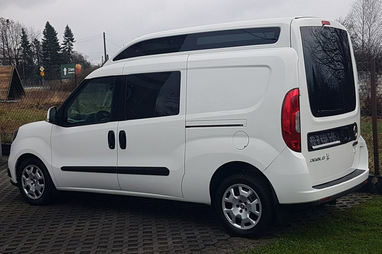 Fiat Doblo XL L2H2 5-OSÓb DŁUGI WYSOKI KLIMA 6-BIEGÓW MANUAL KRAJOWY zdjęcie 3