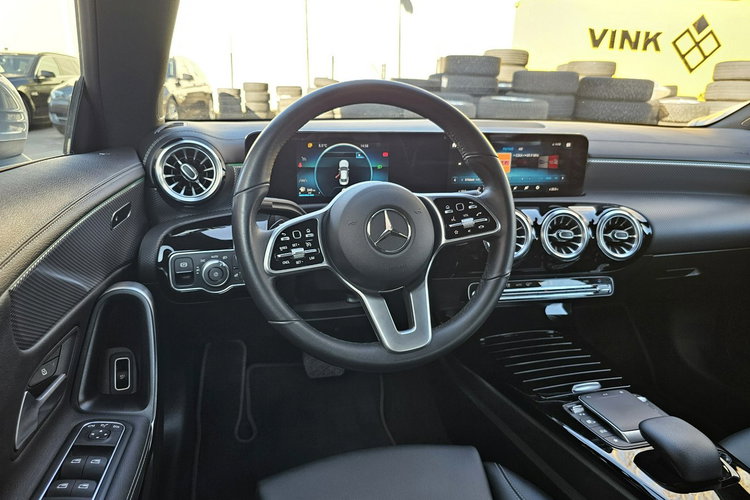 Mercedes CLA 180 Skóra, nawigacja, refkektory led, kamera, grzane fotele, serwis, zdjęcie 18