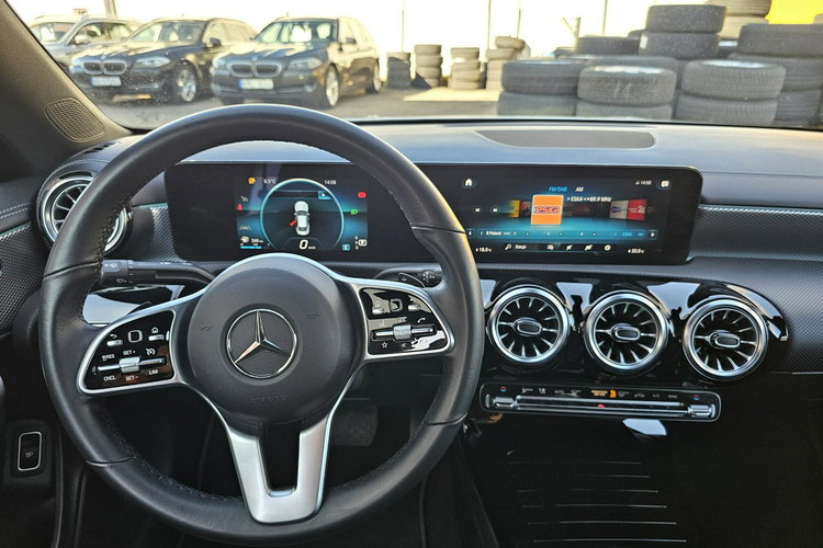 Mercedes CLA 180 Skóra, nawigacja, refkektory led, kamera, grzane fotele, serwis, zdjęcie 20