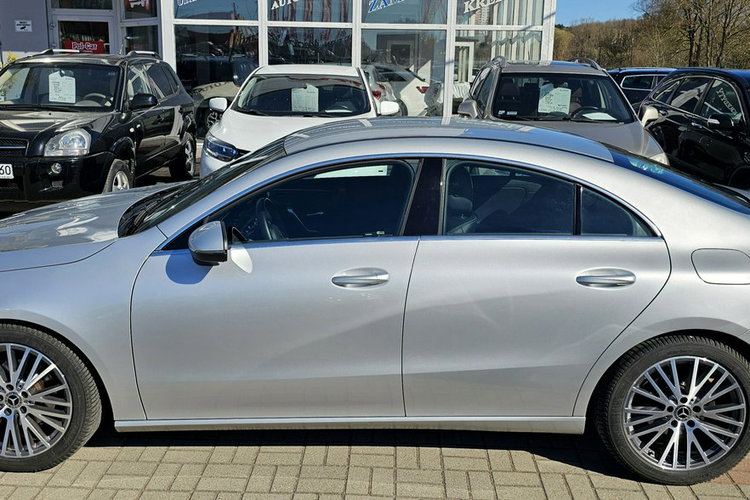 Mercedes CLA 180 Skóra, nawigacja, refkektory led, kamera, grzane fotele, serwis, zdjęcie 6