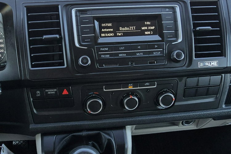 Volkswagen Transporter 2.0tdi Klimatyzacja.Serwis.3 Osoby.Hak.Centralka.. zdjęcie 24