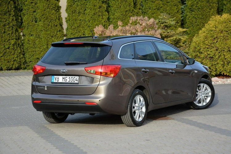 Cee'd Lift Navi Ledy Kamera Klimatronic Grz.kierownica Alu16 ASO Kia zdjęcie 12