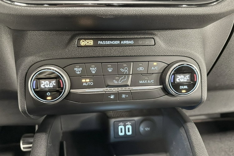 Ford Kuga 1.5 EcoBlue 120PS ST-LINE Black Edition Virtual Alu 18 LED AppleCar zdjęcie 33