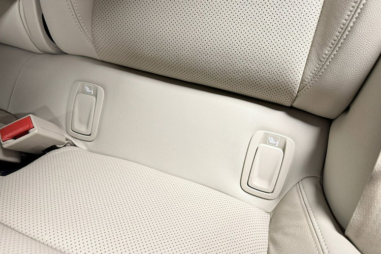 Opel Insignia Grand Sport 1.5 TURBO 165KM Ultimate EXCLUSIVE HiFi LUX Intelligent Masaże KeyLess zdjęcie 32