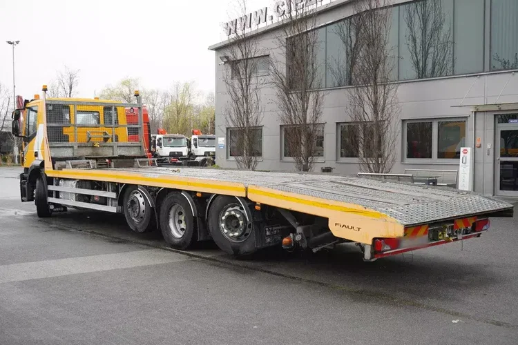 Iveco Stralis 420 8x2 / Zabudowa laweta Fiault / 2 osie skrętne / 17.6 t ładowności zdjęcie 4