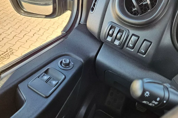 Renault Trafic L2H1 59999zł NETTO 2.0dCi/120KM zdjęcie 22